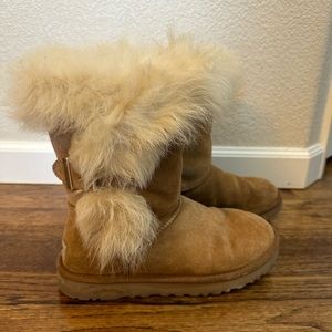 Womens UGG boots.